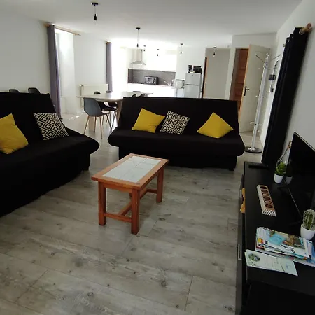 Daire Au Temps Des Ciseaux Rorthais